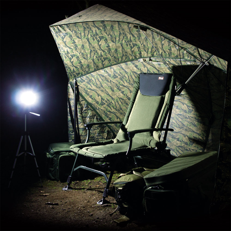 NGT 21 LED Light 500 Lumen and Powerbank