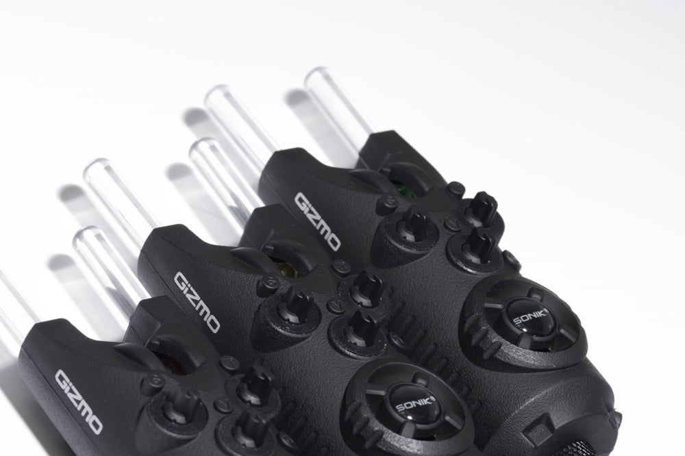 Sonik Gizmo Alarm & Reciver Set + Bivvy Lamp